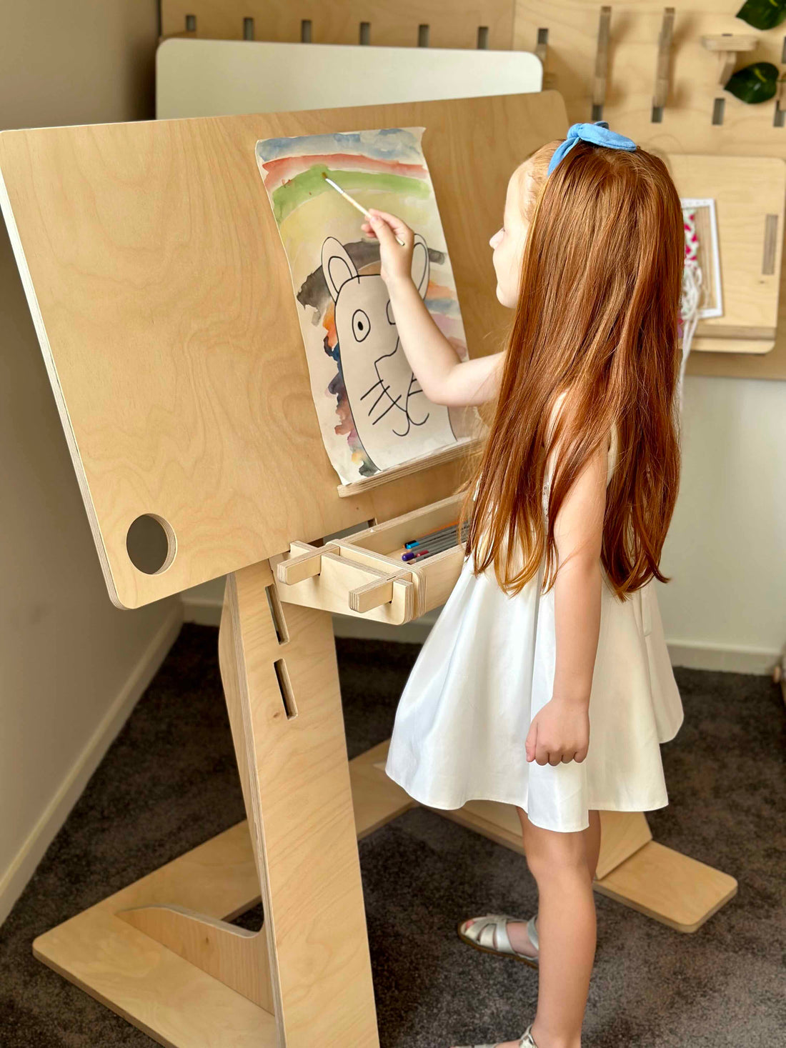 Enhance your child's learning space with our versatile standing desk and easel, designed for healthy posture and endless creativity.