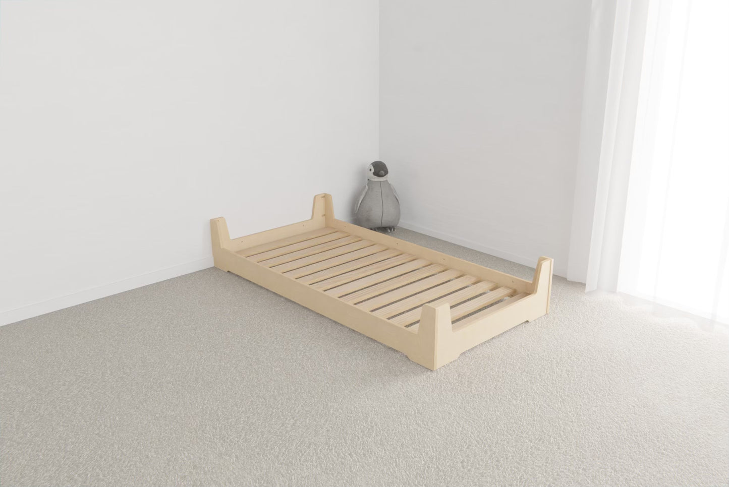 High-quality plywood, optional drawer. Ideal for toddlers and older kids